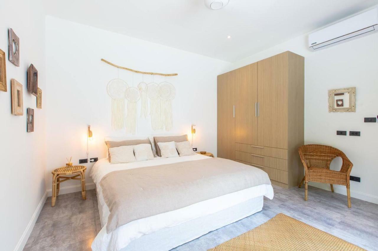 Louma 4 Bedrooms 500 M From The Beach Villa *